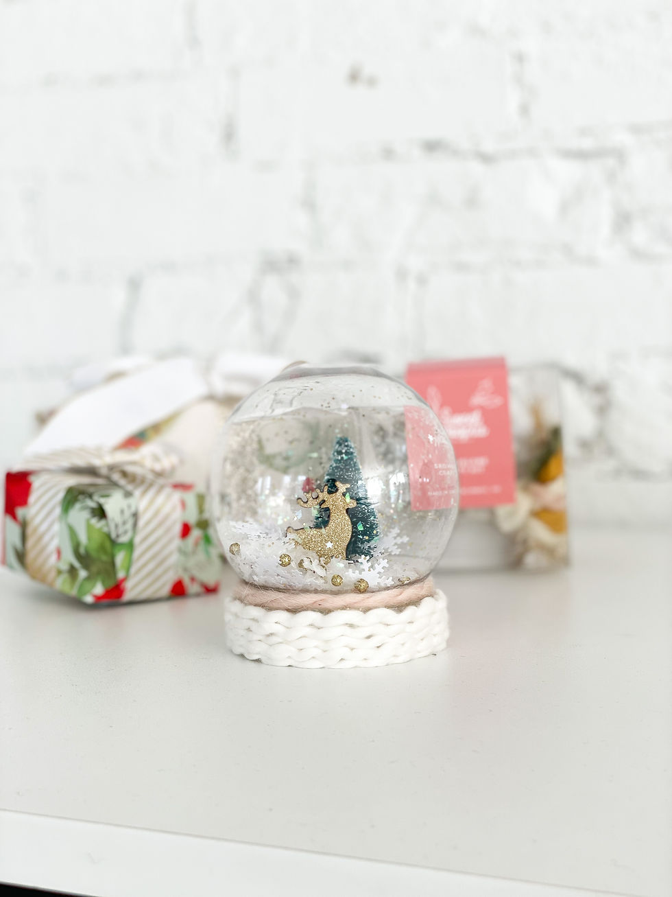 Thumbnail: DIY Classic Christmas Snowglobe Craft Kit
