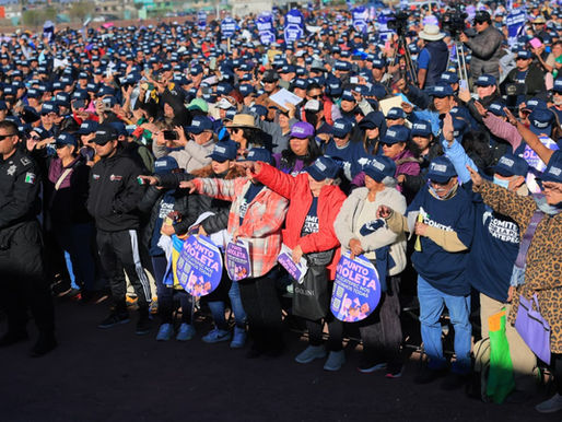 Azucena Cisneros y Delfina Gómez toman protesta a 5 mil Comités por la Paz 