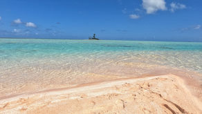 Fakarava, ses sables roses, ses murs de requins, l’atoll sauvage