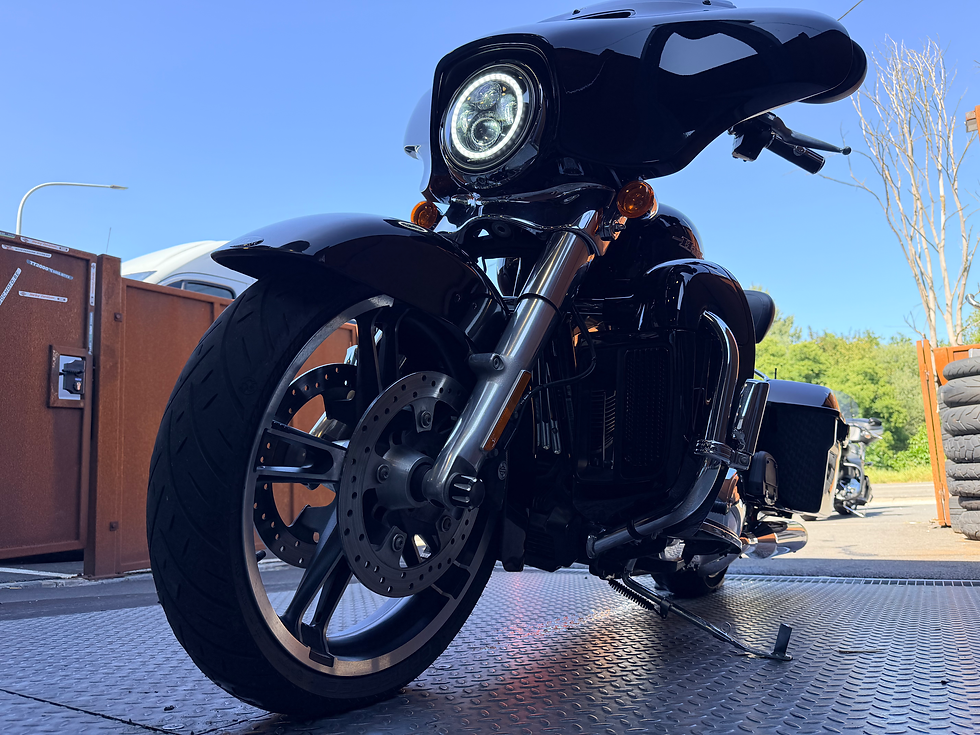 Miniature : HD streetglide 1690cm³ abs état neuf garantie 1.2.3ans