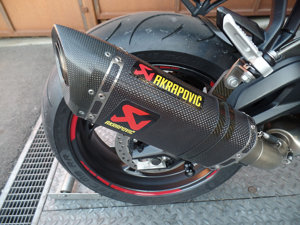 Miniature : triumph street triple 765cm³ abs RS ohlins akra 2023