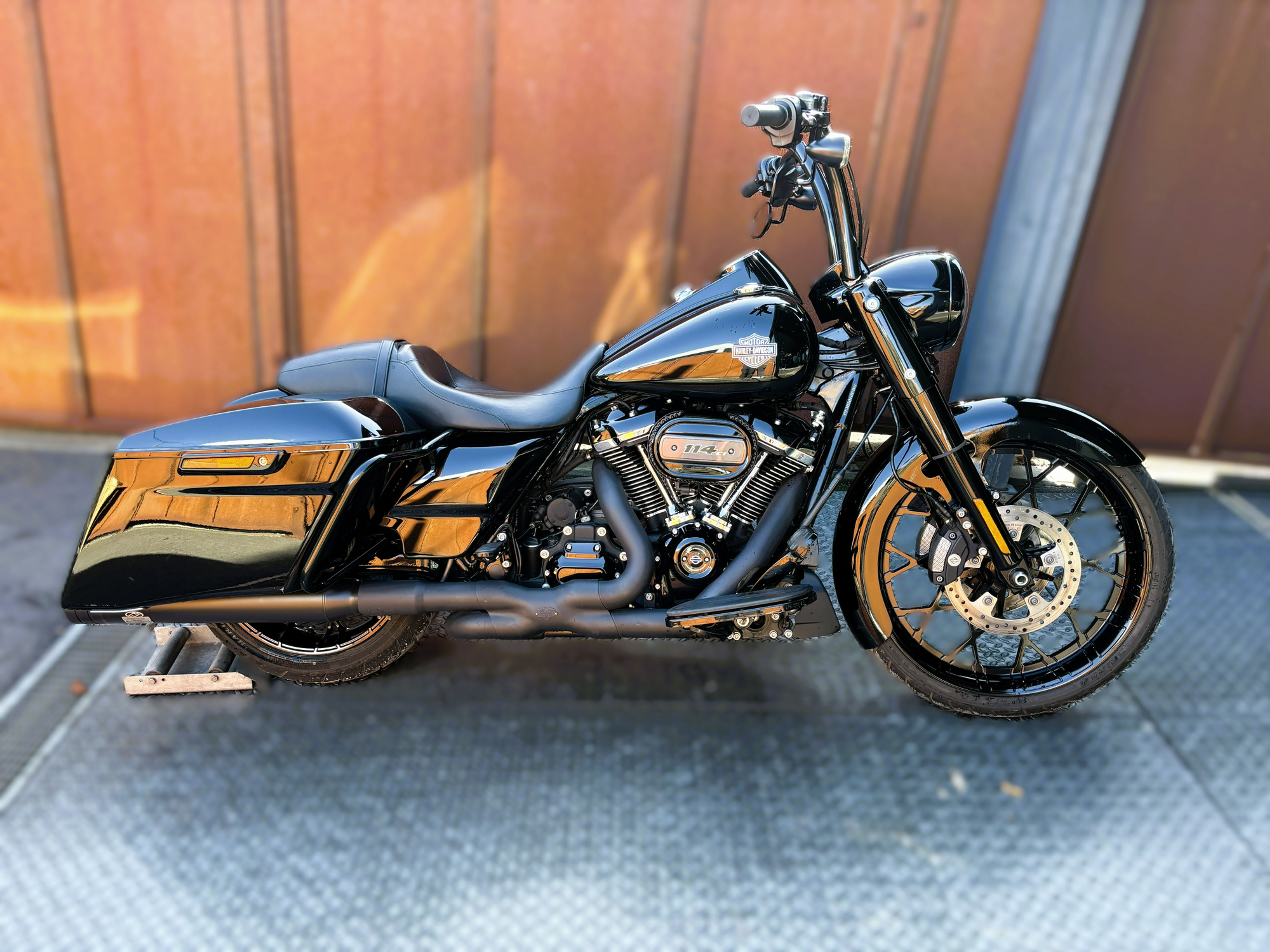 réservée ....Roadking Spécial 1868cm³ 1er proprio gar 1,2,3ans