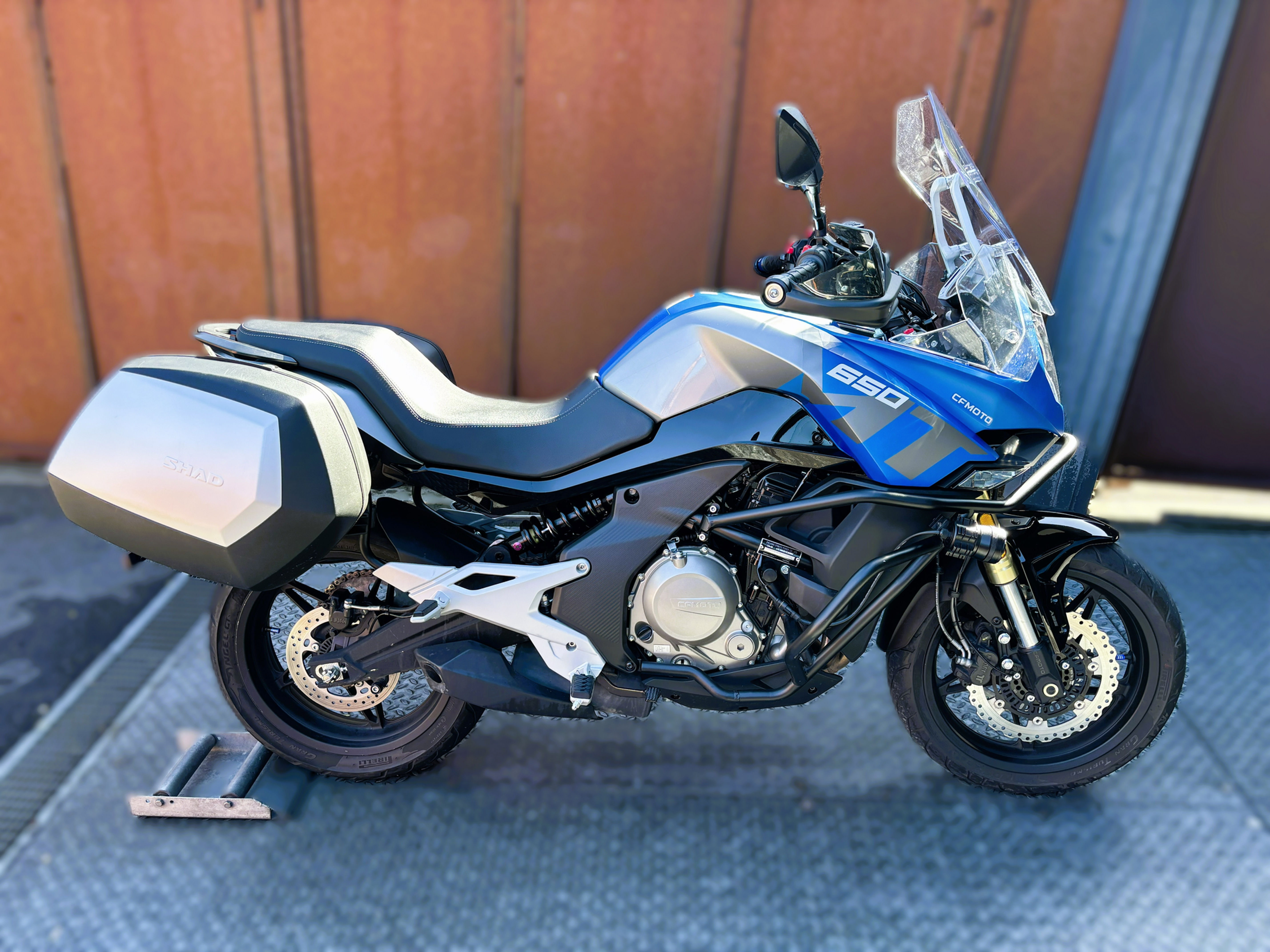 CF MOTO MT650 649cm³1er proprio 08/2022 7441km gar 1,2,3ans