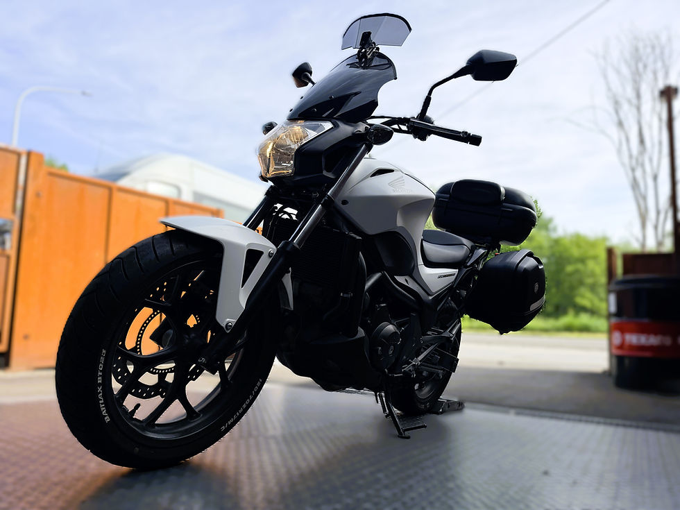 Miniature : honda nc750cm³ SA abs 2016 6100km 1er propriétaire garantie 1.2.3ans