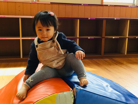 5月９日(木) すももくらぶ「いちごさんとあそぼ♪」