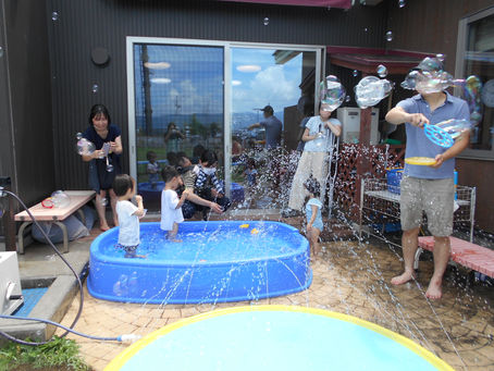 7月5日(火)「ぴかりんくらぶ」~水遊びを楽しもう!~