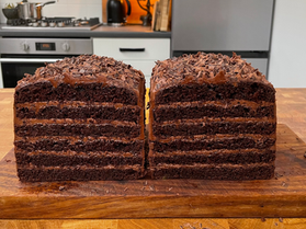 Decadent and Delicious: The Ultimate Chocolate Fudge Cake Recipe Revealed!