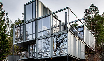 container-house-mans-tham-architecture-residential_dezeen_2364_col_6.jpg