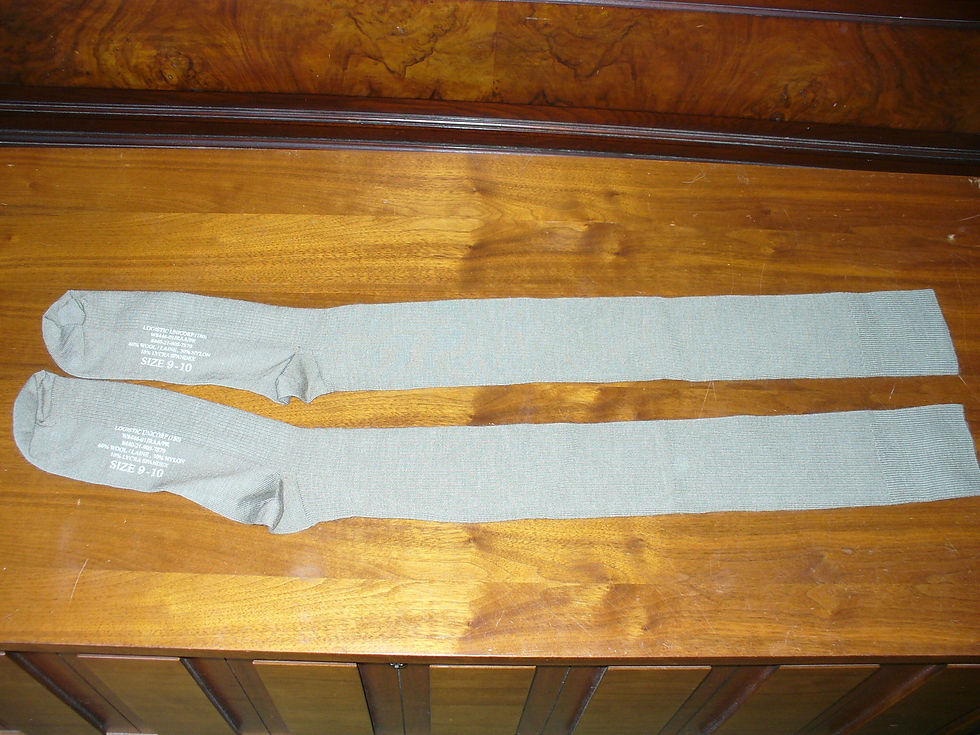 Thumbnail: Felix Above-the-knee Wool Knicker Socks