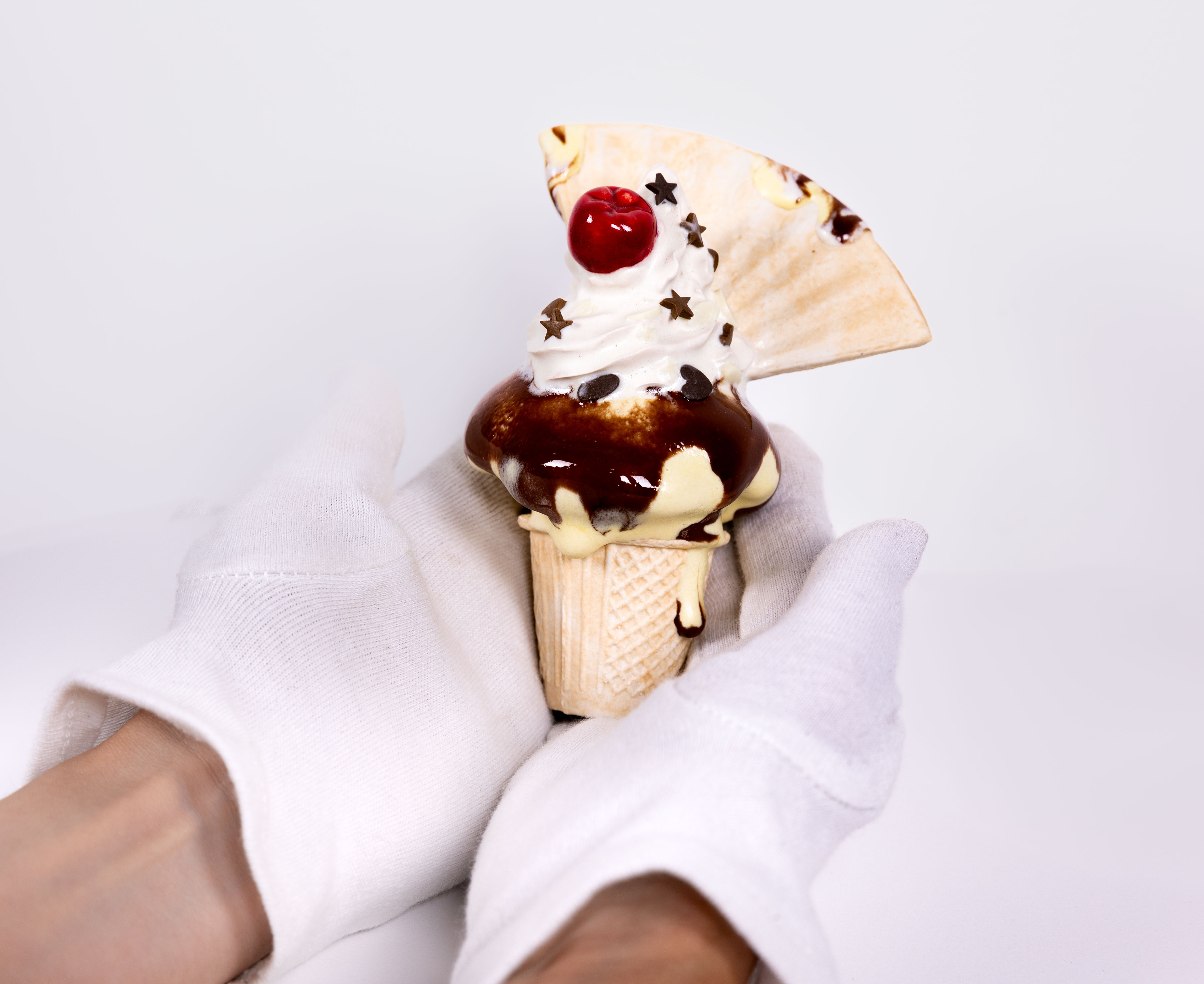 Vanilla Chocolate Stars Cupcone