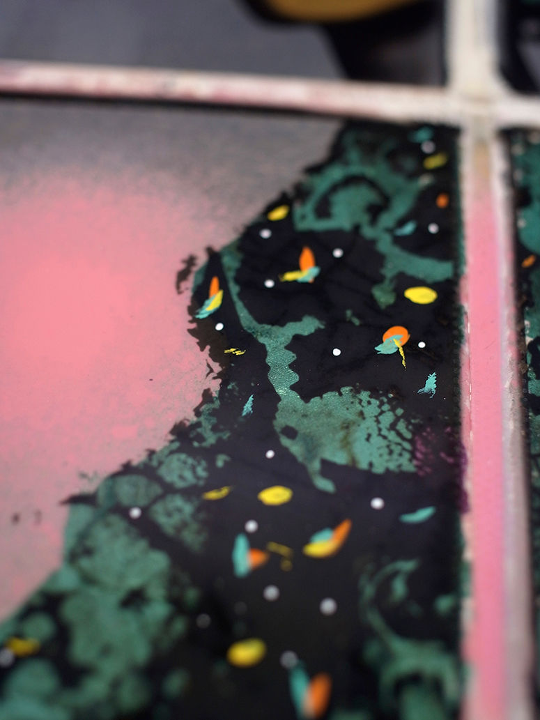 Thumbnail: Mirror the Mask