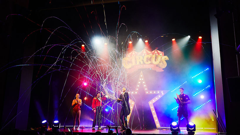 8 CIRCUS LIVe 1920x1080.jpg