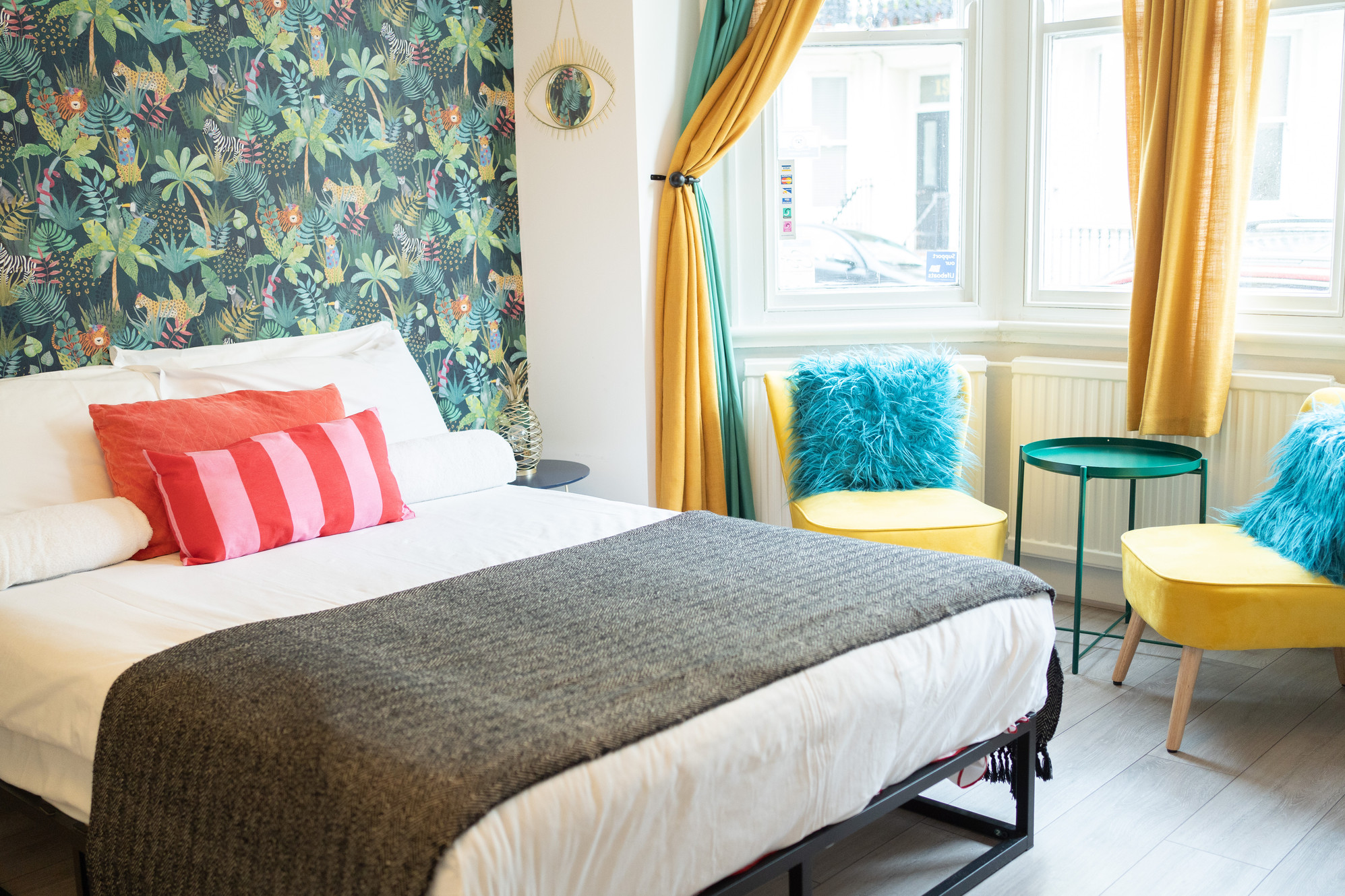 Boutique Hotel Rooms Brighton Guest Houses in Kemptown INNit