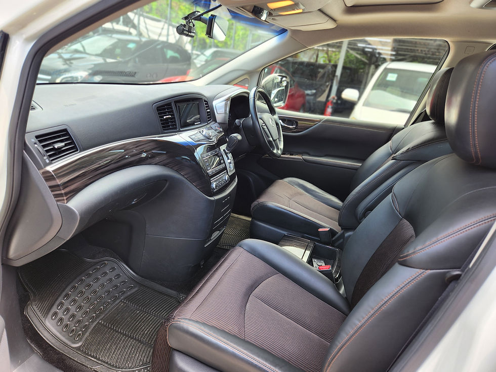 縮圖：2015 NISSAN ELGRAND 2.5 Highway Star