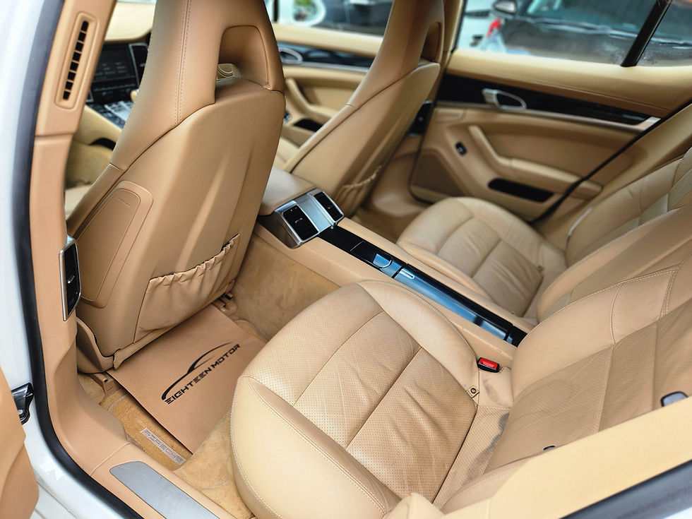 縮圖：2011 Porsche Panamera 3.6