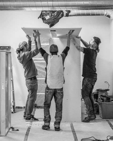 Hanging drywall with incredible friends