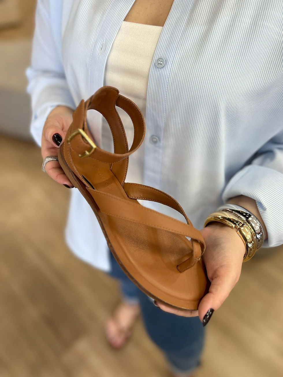 Sandália Rasteira em couro