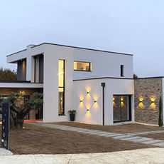 Construction d'une maison avec piscine haut de gamme