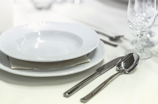 結婚式 挙式 披露宴ゲストのお呼ばれマナー ドレスフレイア南青山