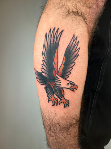 American traditional tattoo style expertly done by Victor Tucci in Shoreditch – East London tattoo shop