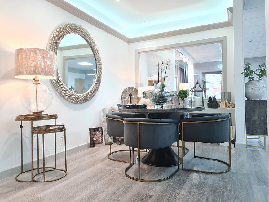 Showroom