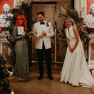 alternative wedding celebrant, kickass gatherings, kickass gatherings celebrant, humanist wedding celebrant, retro wedding