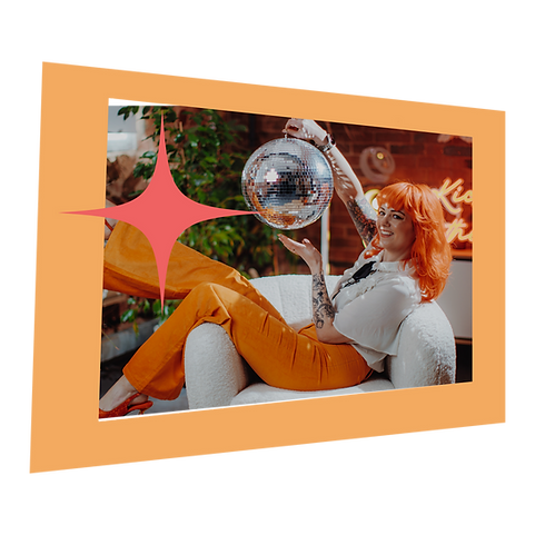 Alternative wedding celebrant in the UK creating relaxed, fun and personalised wedding ceremonies. Humanist and non-tradition