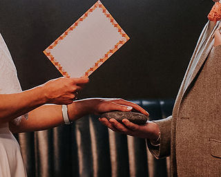 wedding vows with oathing stone | wedding celebrant | kickassgatherings