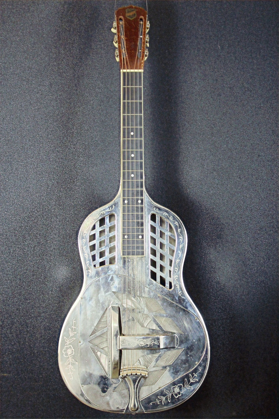 1929 National Tricone Style 2 1/2