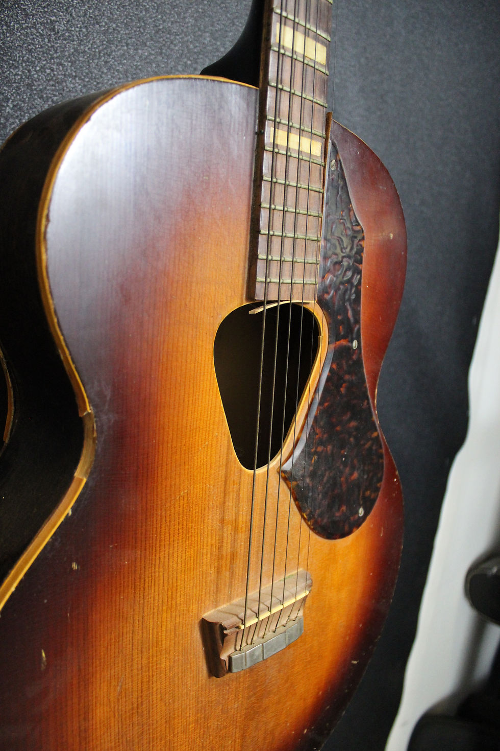Thumbnail: c. 1948 Gretsch Synchromatic X-75F