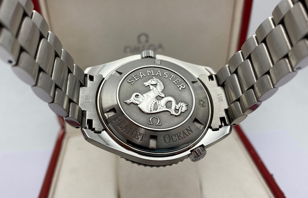 Thumbnail: Omega Seamaster Planet Ocean Black 45.5mm 2200.50.00 back
