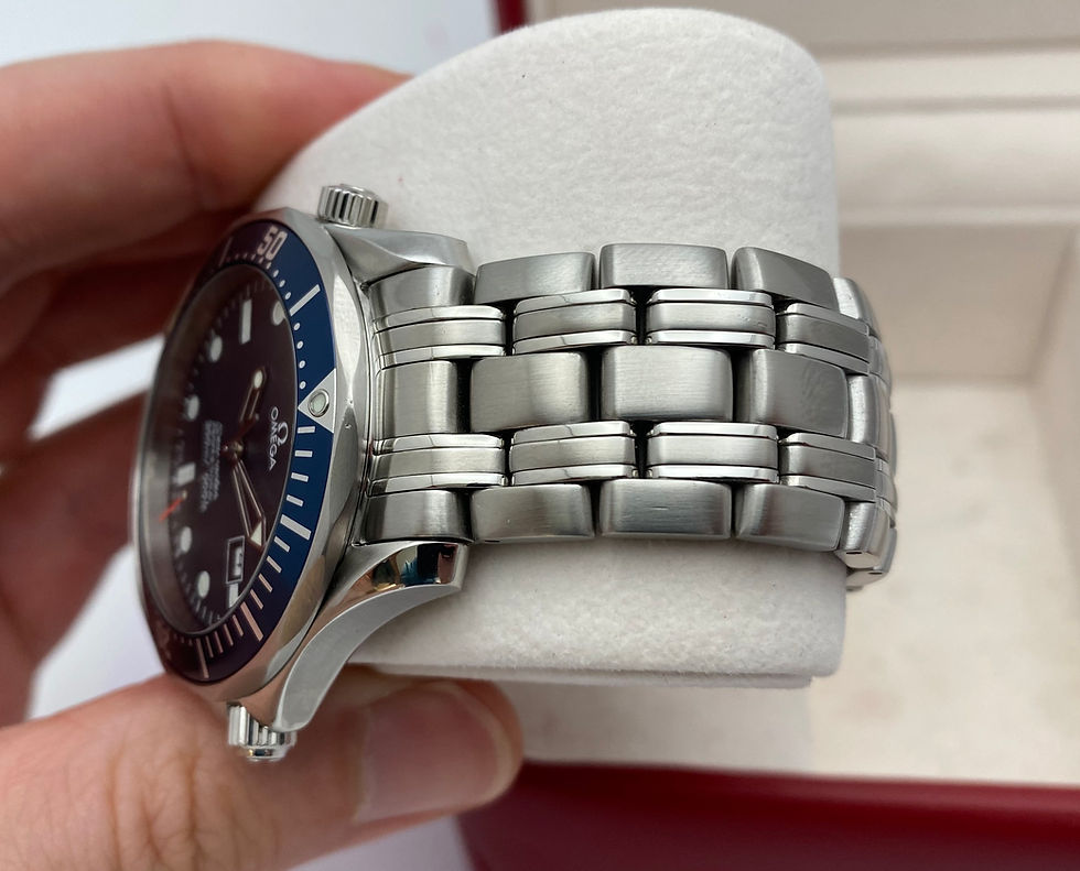 Thumbnail: Omega Seamaster Bond Watch Goldeneye Blue Quartz 41mm 2541.80.00