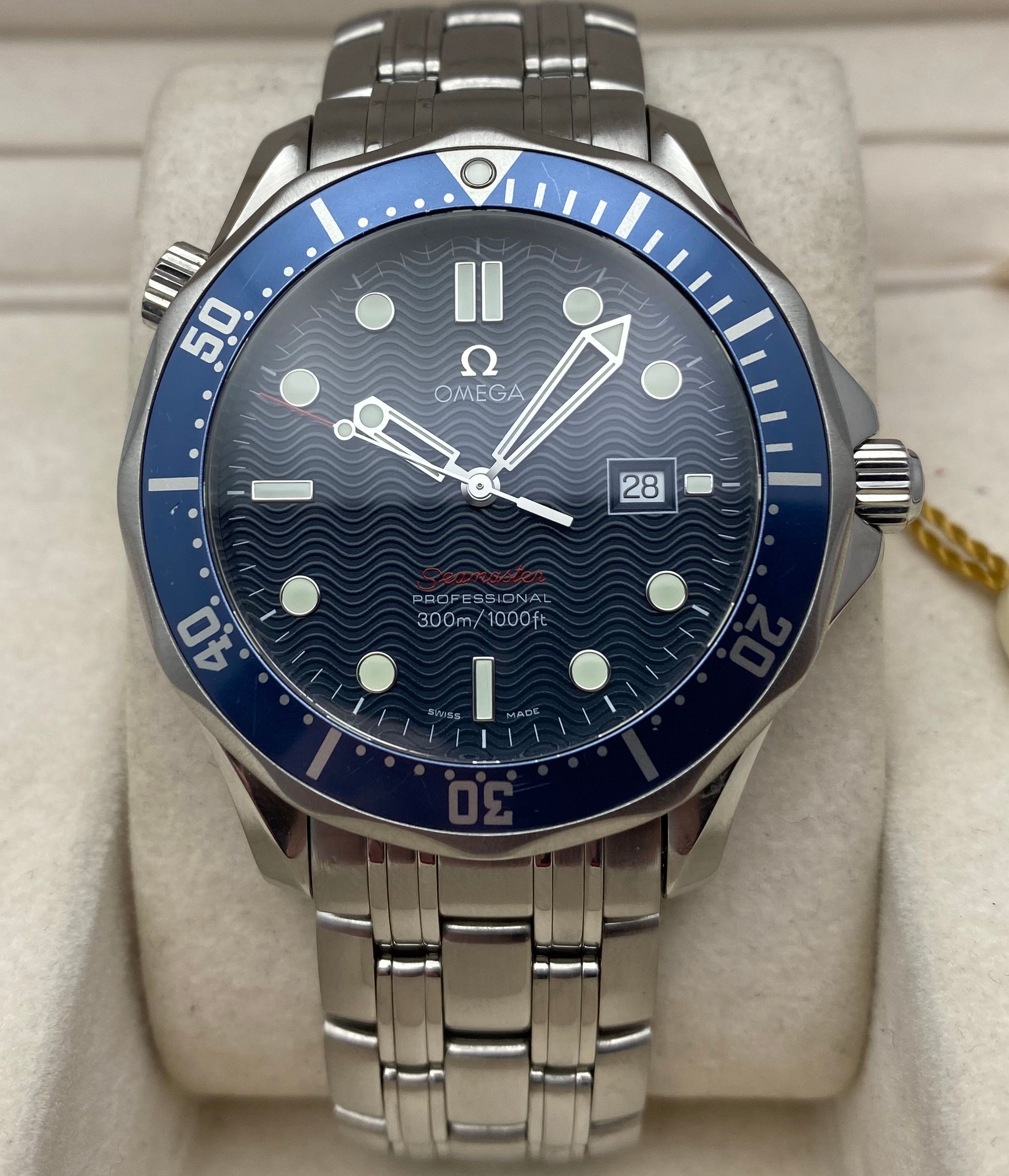 *Box/Papers* Omega Seamaster Gents Watch Blue Quartz 41mm 2221.80.00