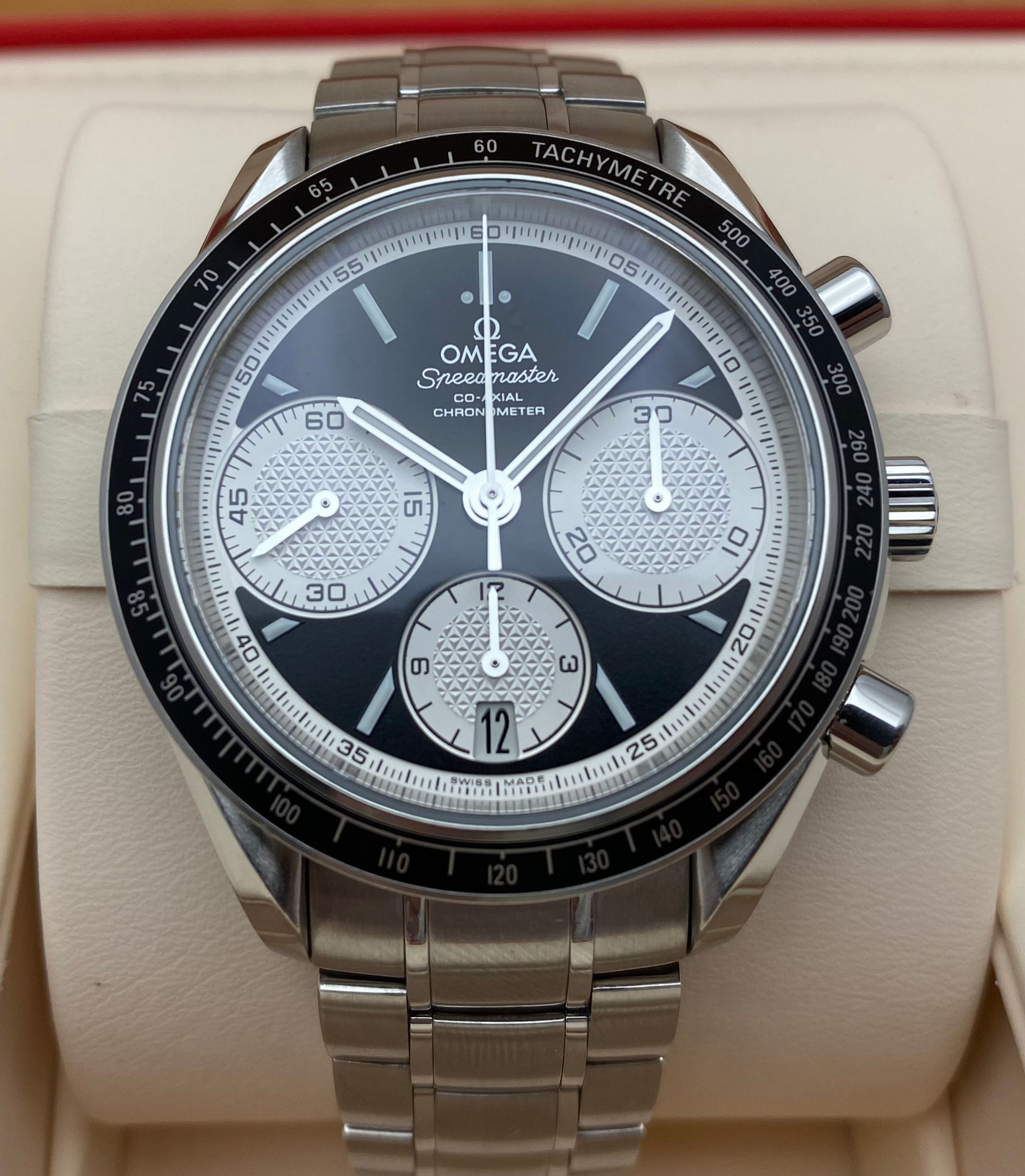 Omega Speedmaster Racing Chronograph Black/White 40mm 326.30.40.50.01.002