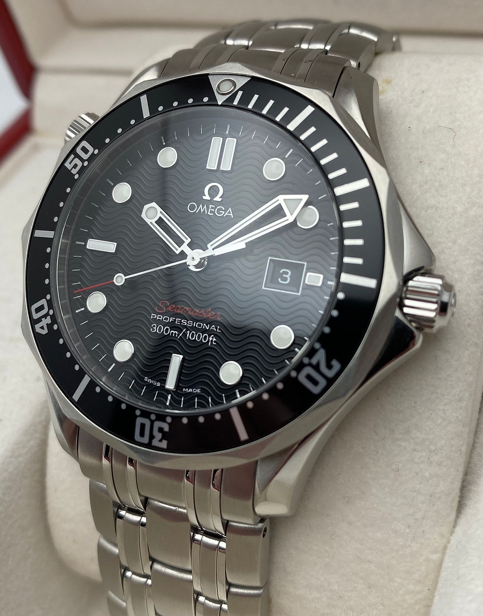Thumbnail: Omega Seamaster Black Quartz 41mm 212.30.41.61.01.001