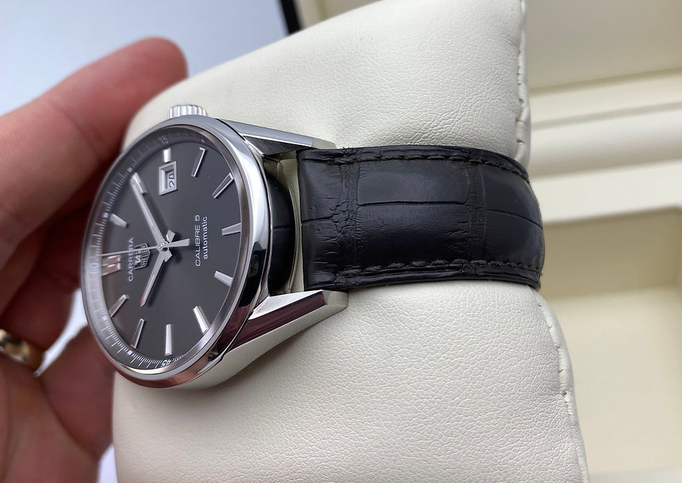Thumbnail: Tag Heuer Carrera Calibre 5 Gents Watch Grey 39mm WAR211C