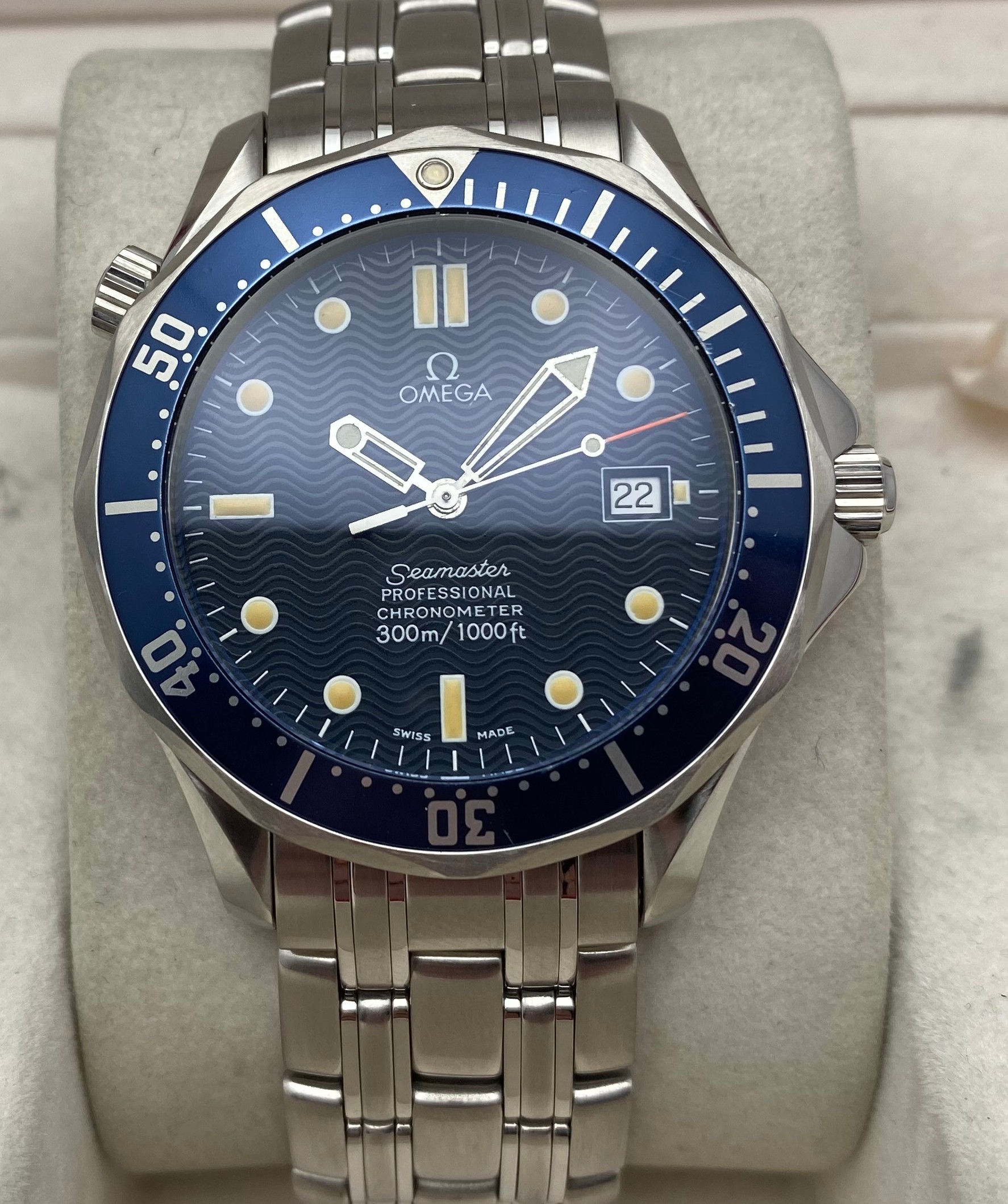 Omega Seamaster Bond Blue Automatic 41mm 2531.80.00 Tropical