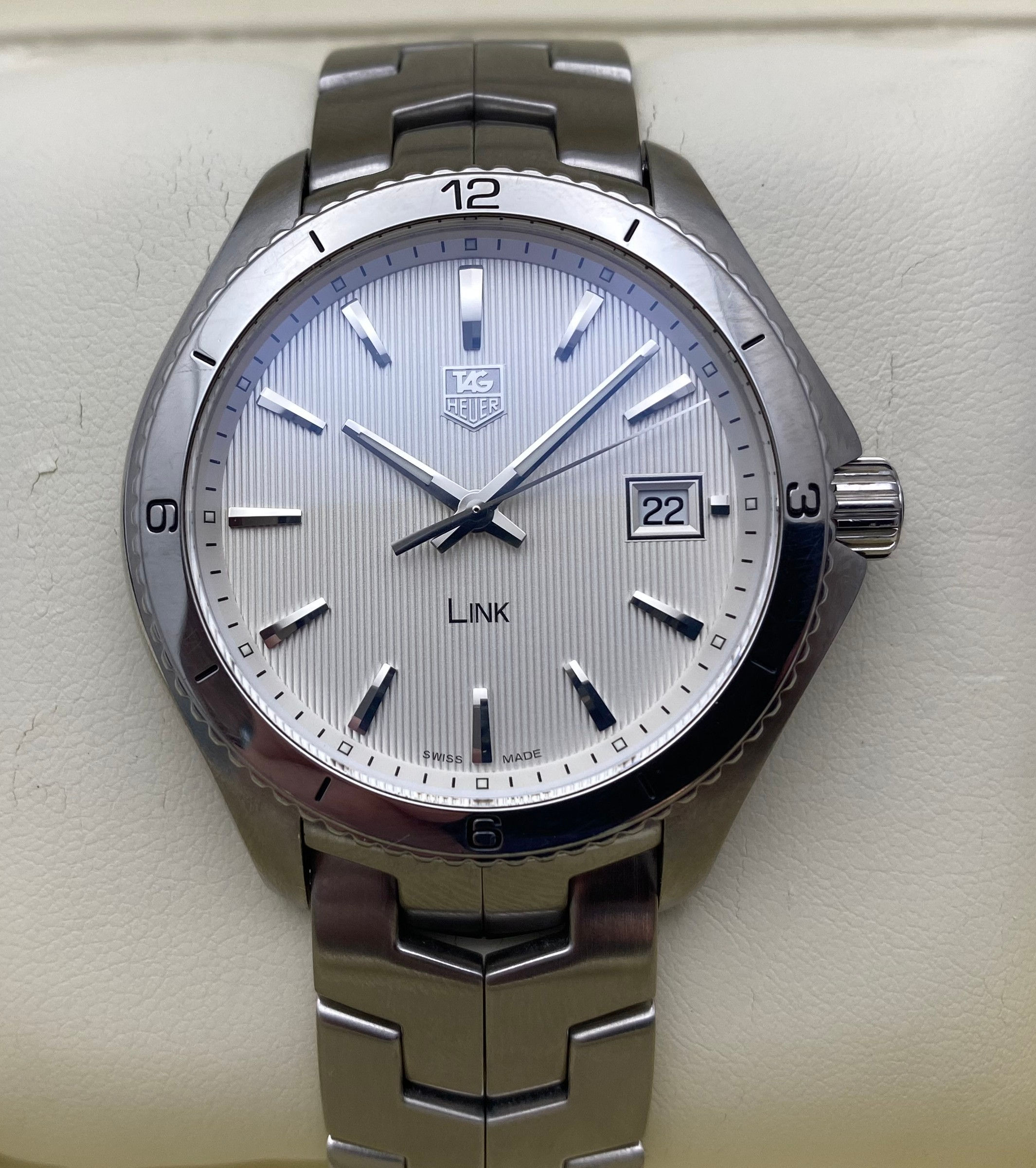 Tag Heuer Link Gents Quartz Watch 40mm WAT1111.BA0950