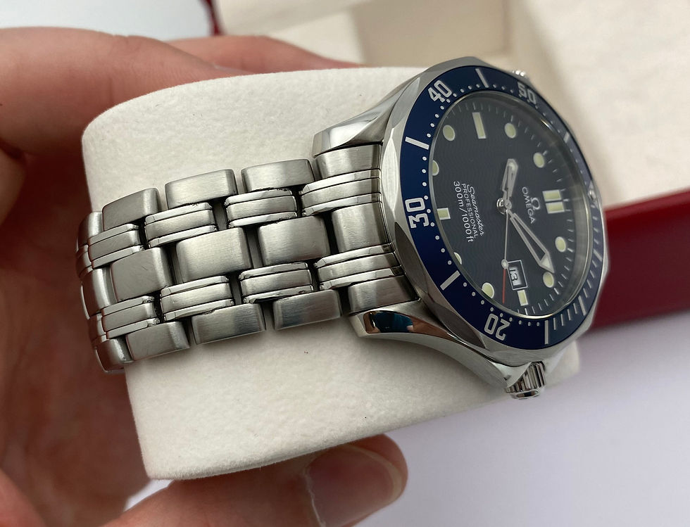 Thumbnail: Omega Seamaster Bond Watch Goldeneye Blue Quartz 41mm 2541.80.00