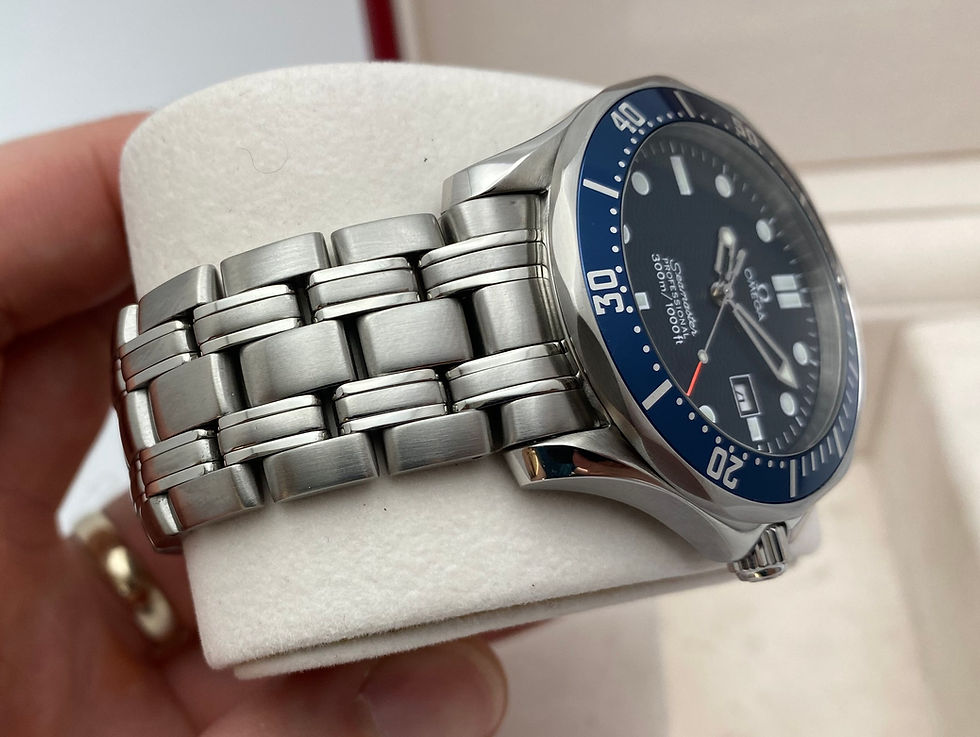 Thumbnail: Omega Seamaster Bond Watch Goldeneye Blue Quartz 41mm 2541.80.00