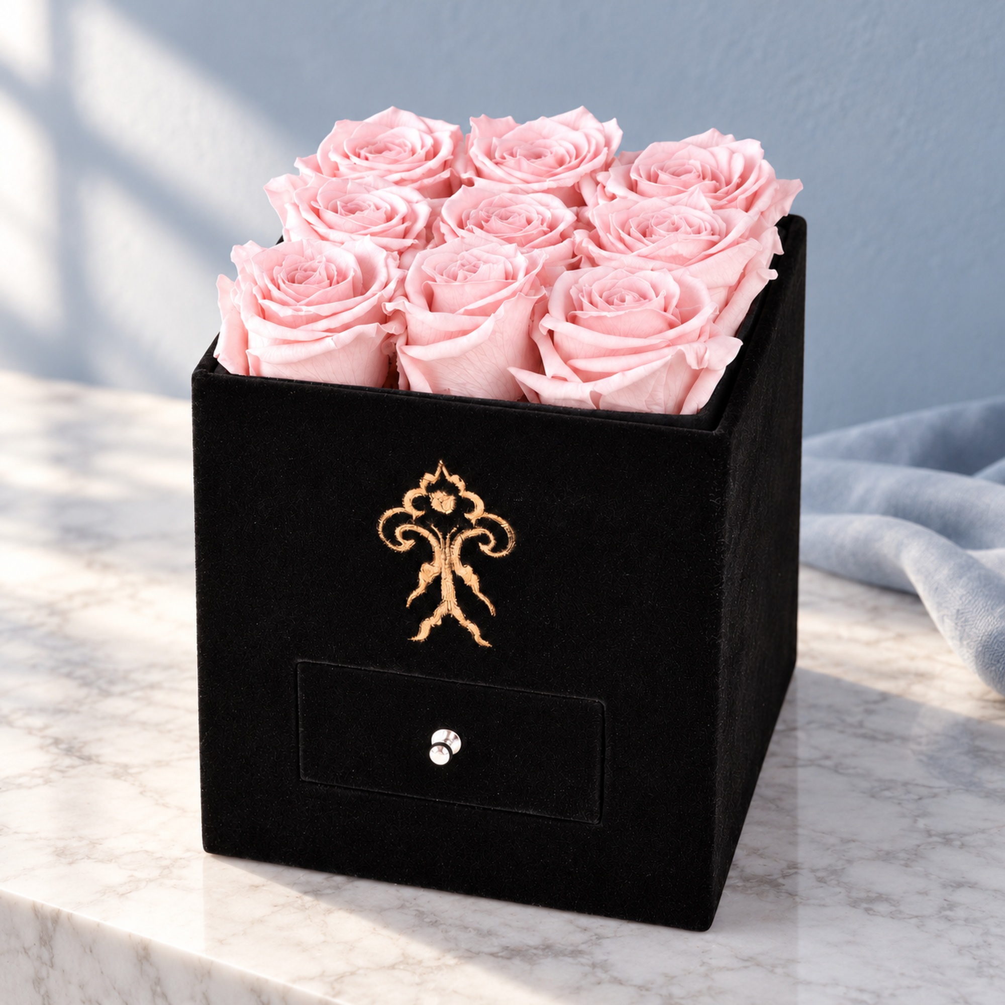 gs-2026-10-black-posh-9-roses-pink-01-premium-roses-9-pink-preserved-roses-black-posh-velv