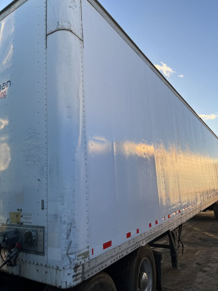 Thumbnail: 2006 Strick Dry Van - (5716) - Air Ride * Legal Brakes * Plywood Interior Lining