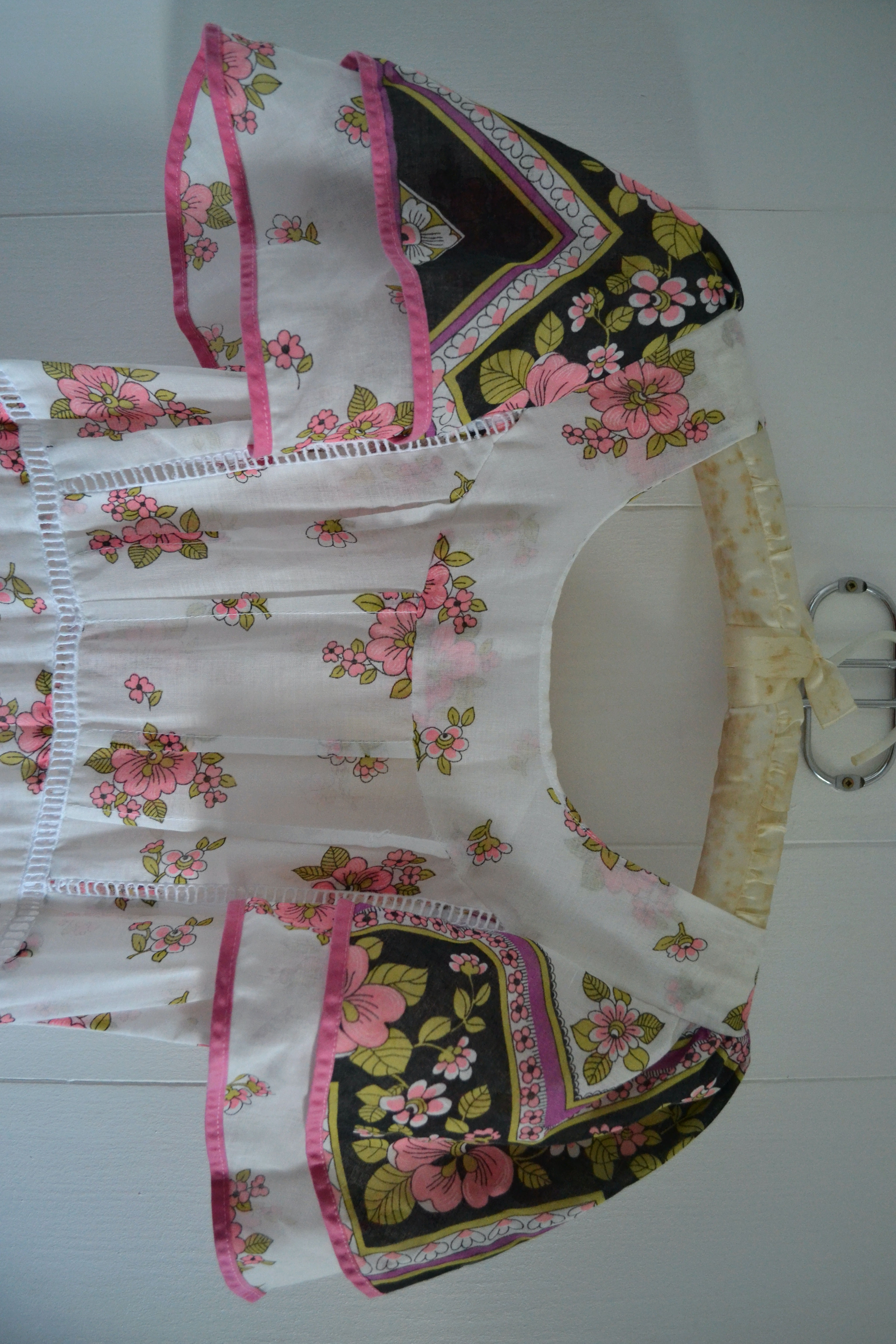 Robe prairie à fleurs, 1970s 