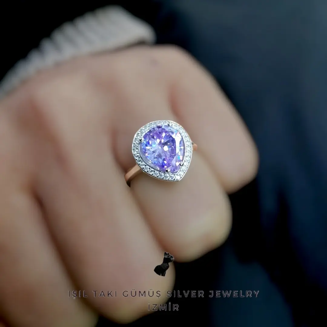 Purple Teardrop Yüzük