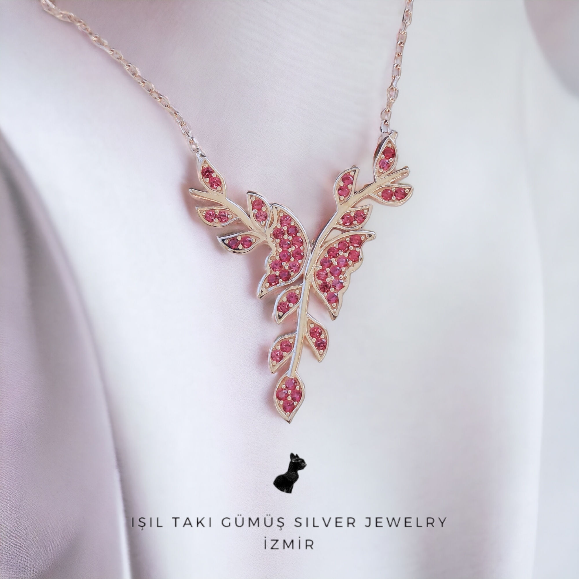 Rose Butterfly Kolye