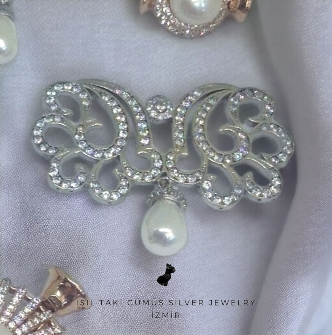 Baroness Pearl Rondelle