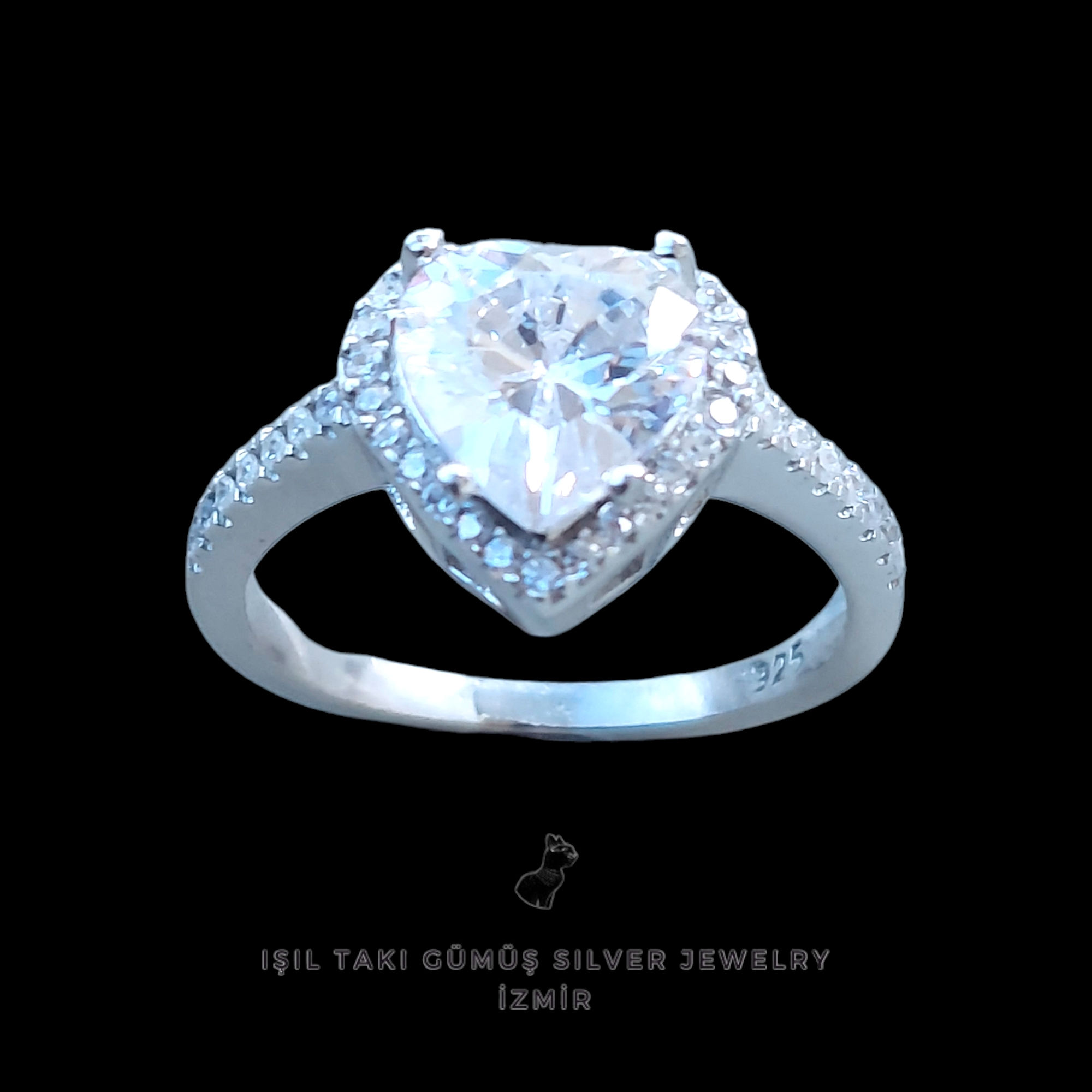Diamond Heart Yüzük
