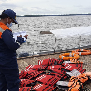 INSPECCIONAN EMBARCACIONES EN EL GOLFO DE MORROSQUILLO