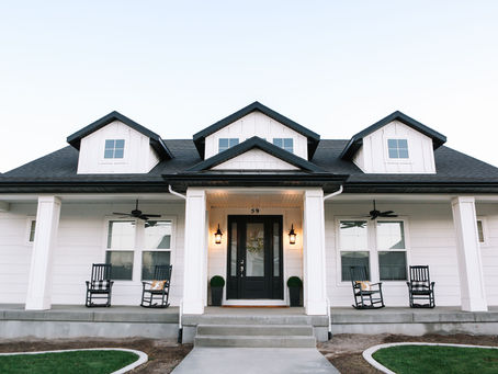Stock vs. Custom Home Plans: Which Option is Right for You?