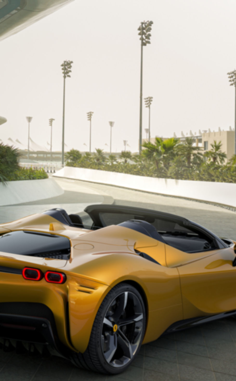 07_SF90_Spider_3-4_rear.jpg